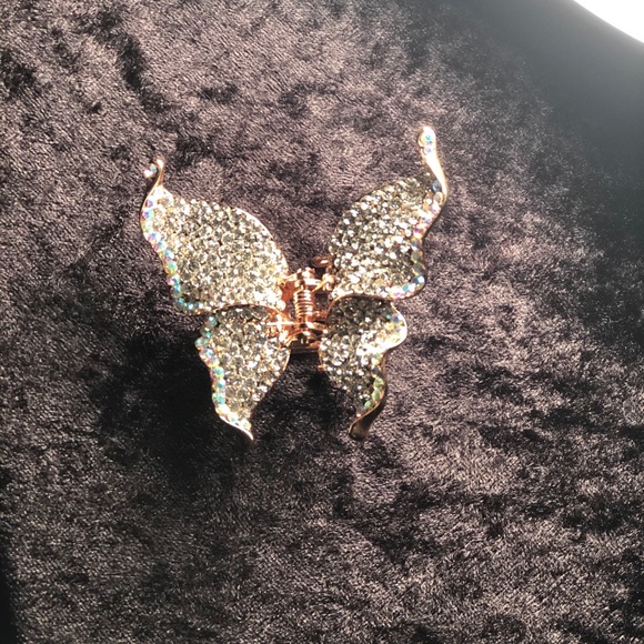 RHINESTONE/GOLD SET BUTTERFLY HAIRPIECE - Picture 13 of 14